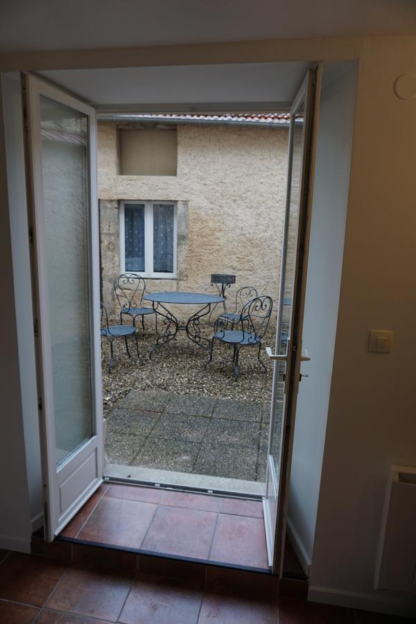 Saint-Mihiel Appartement Larzilliere מראה חיצוני תמונה